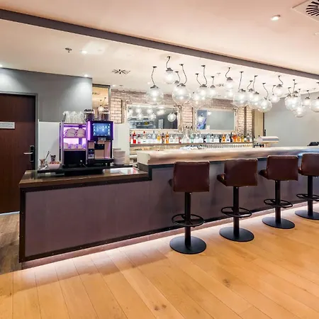 Hotel Premier Europaviertel 3*