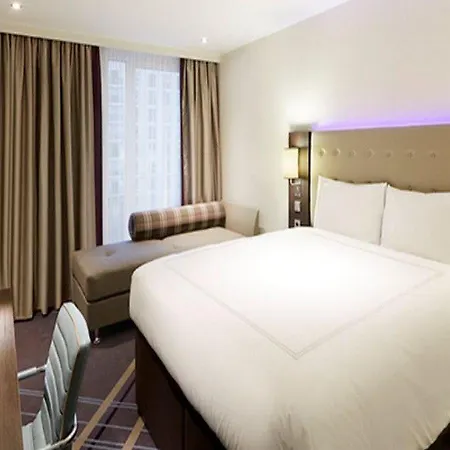 Hotell Premier Europaviertel 3*